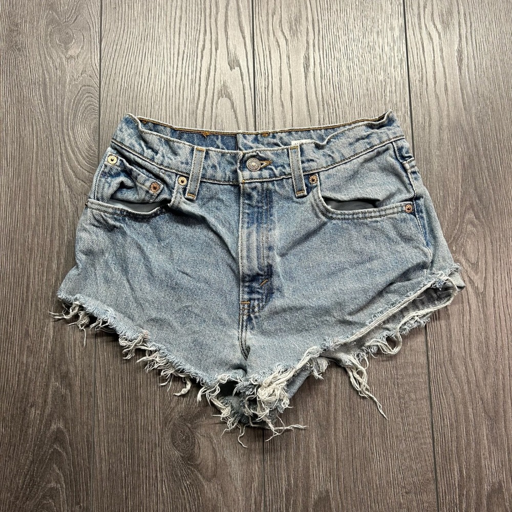 Vintage Levis 565 Wide Leg Light Wash 25" Cutoff Denim Shorts Made in USA 5 JR M - Picture 3 of 7